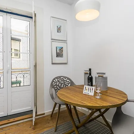 Lxway Graca - Santa Marinha Apartment