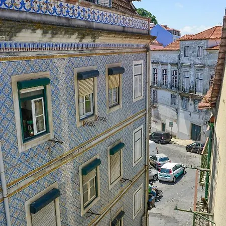 Lxway Graca - Santa Marinha * Lisbon